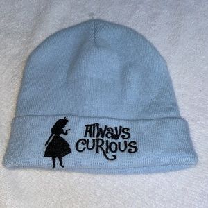 NWOT Alice in wonderland toque